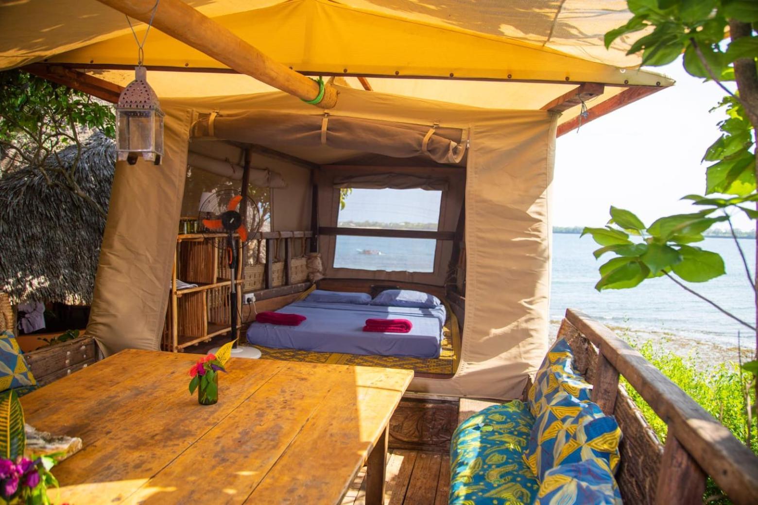 Firefly Eco Retreat Villa Shimoni Eksteriør billede