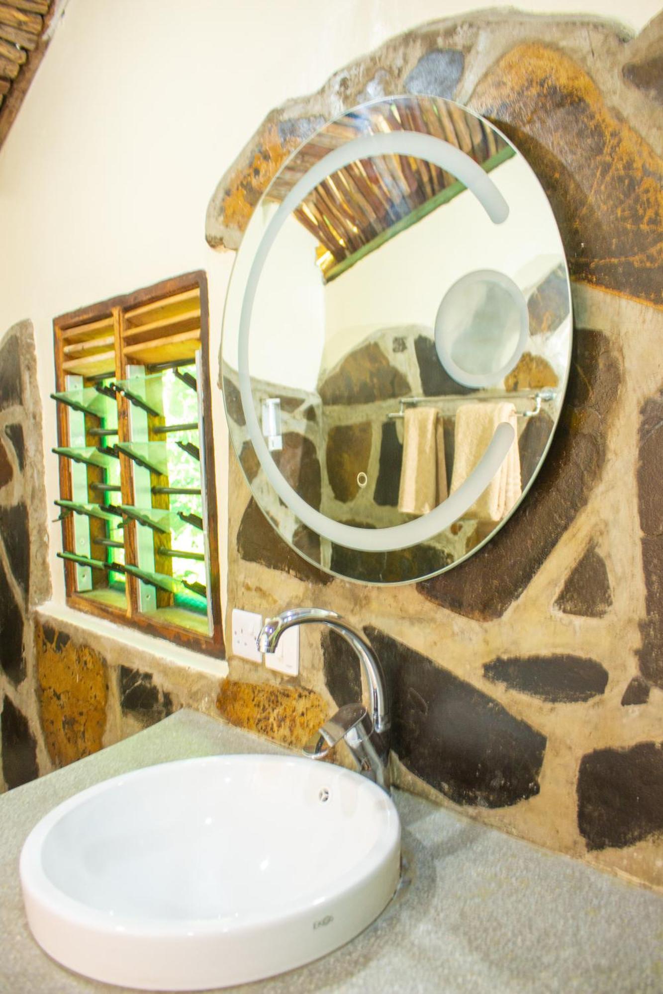 Firefly Eco Retreat Villa Shimoni Eksteriør billede