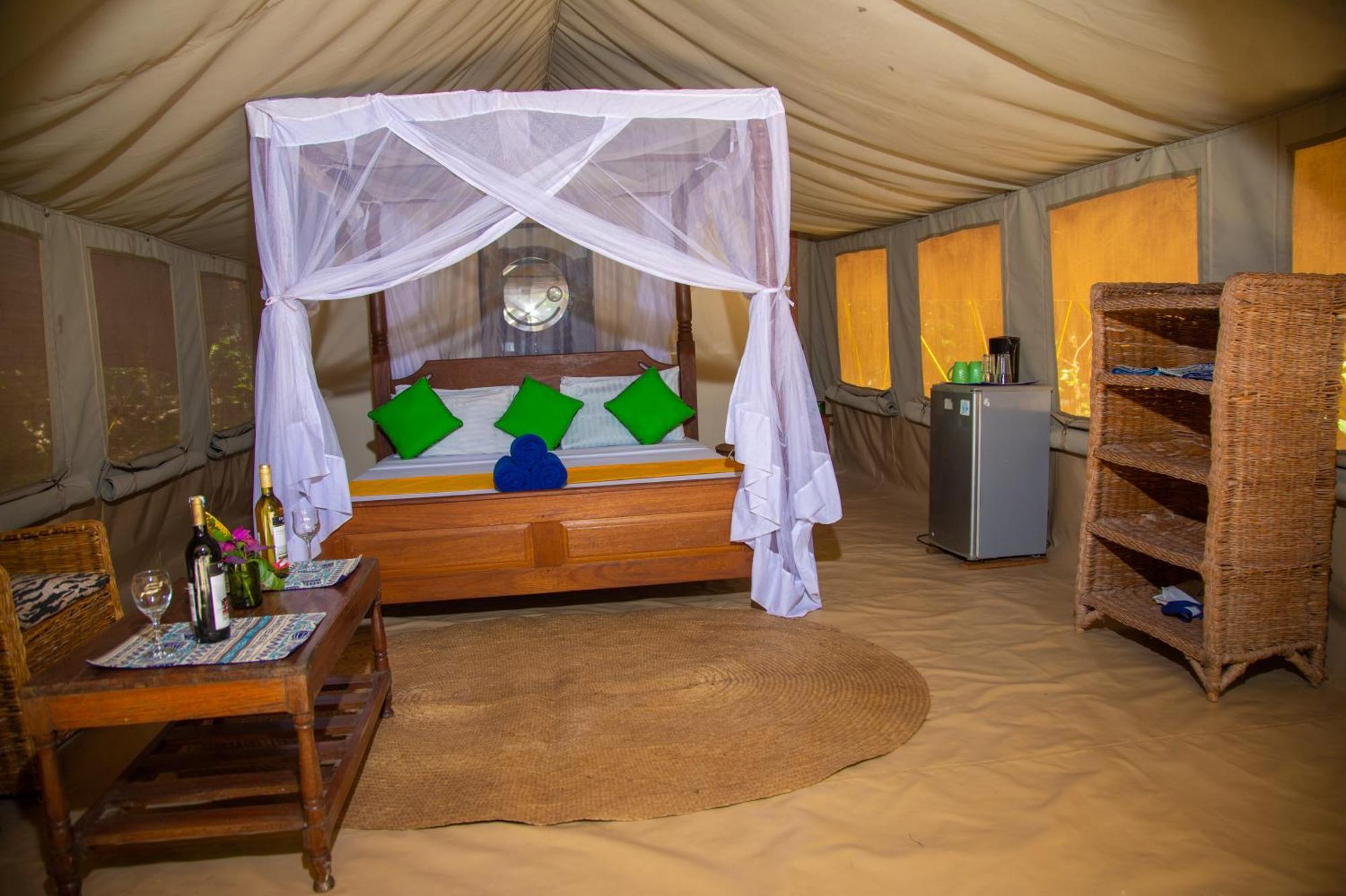 Firefly Eco Retreat Villa Shimoni Eksteriør billede